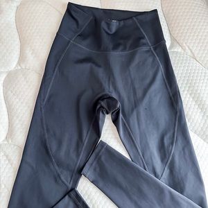 NWOT BuffBunny Size S Black Legging